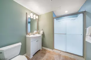 33 Juniper Way, Bernards Township, NJ 07920 - Photo 32