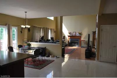 692 Skyline Dr, Jefferson Township, NJ 07849 - Photo 18