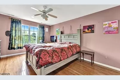 692 Skyline Dr, Jefferson Township, NJ 07849 - Photo 12