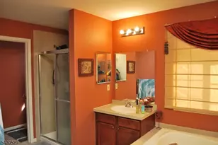 692 Skyline Dr, Jefferson Township, NJ 07849 - Photo 24