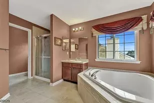 692 Skyline Dr, Jefferson Township, NJ 07849 - Photo 16