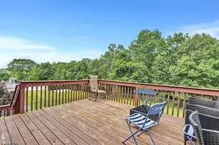 692 Skyline Dr, Jefferson Township, NJ 07849 - Photo 24