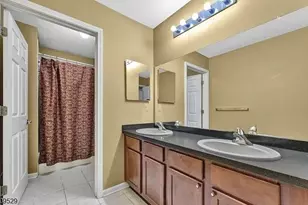 692 Skyline Dr, Jefferson Township, NJ 07849 - Photo 18