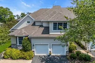 41 Dickinson Rd, Bernards Township, NJ 07920 - Photo 2