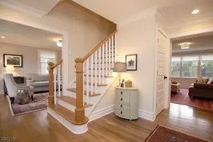 15 Canterbury Ln, Millburn, NJ 07078 - Photo 2