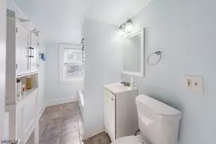 33 Grant Ave, East Orange, NJ 07017 - Photo 12