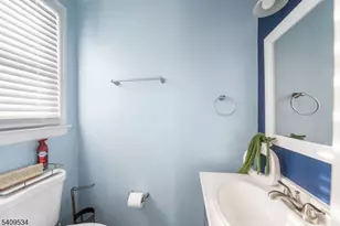 33 Grant Ave, East Orange, NJ 07017 - Photo 14