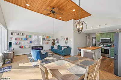 29 Roosevelt Trl, Hopatcong, NJ 07843 - Photo 10