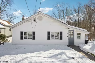 29 Roosevelt Trl, Hopatcong, NJ 07843 - Photo 2