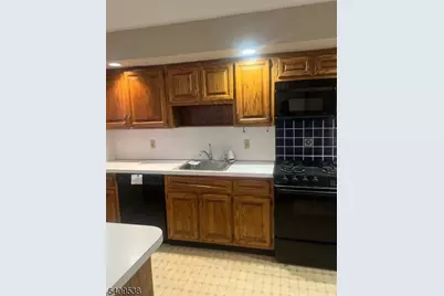 599 Apache Ct, Mahwah, NJ 07430 - Photo 6