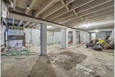 747 South 10th St, Newark, NJ 07108 - Photo 26