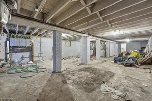 747 S 10th St, Newark, NJ 07108 - Photo 26