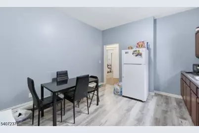 747 South 10th St, Newark, NJ 07108 - Photo 14