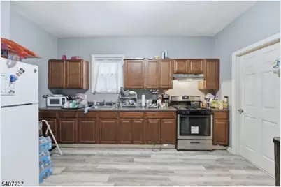 747 South 10th St, Newark, NJ 07108 - Photo 10