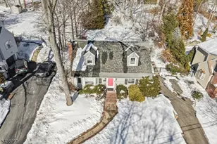 27 Archung Rd, Wayne, NJ 07470 - Photo 40