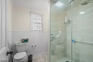 53 Park St, Ridgefield, NJ 07660 - Photo 16