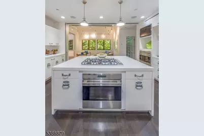 60 Fernwood Rd, Summit, NJ 07901 - Photo 18