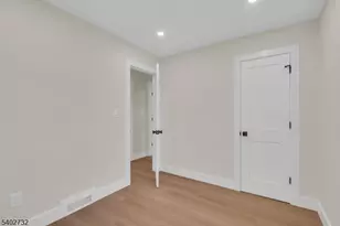 183 Winifred Dr, Totowa, NJ 07512 - Photo 36