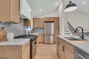 183 Winifred Dr, Totowa, NJ 07512 - Photo 30