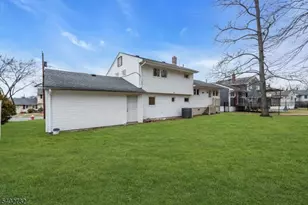 183 Winifred Dr, Totowa, NJ 07512 - Photo 44