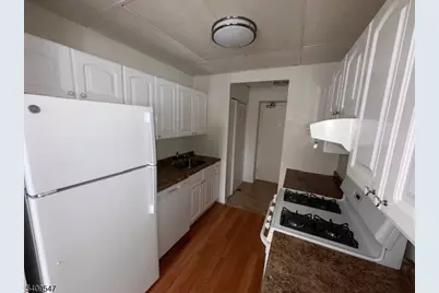 77 Prospect Ave #A, Hackensack, NJ 07601 - Photo 4