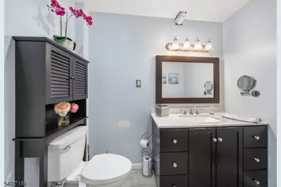 540 E 3rd Ave, Roselle, NJ 07203 - Photo 8