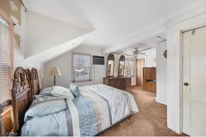 540 E 3rd Ave, Roselle, NJ 07203 - Photo 14