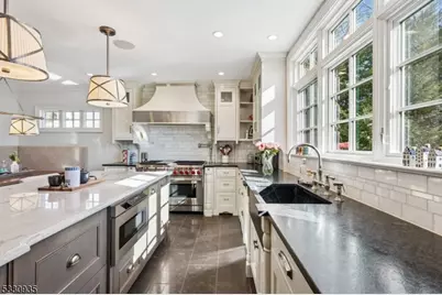 112 Wyoming Ave, Maplewood, NJ 07040 - Photo 8