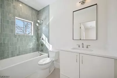 54 Midwood Ter, Madison, NJ 07940 - Photo 32