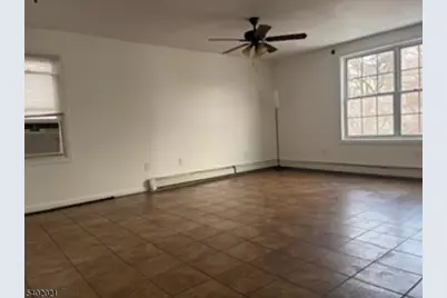 194 Jerome Pl, Bloomfield, NJ 07003 - Photo 10