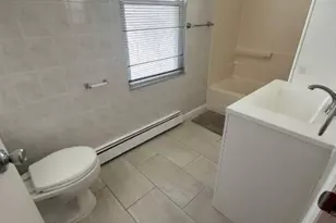 194 Jerome Pl, Bloomfield, NJ 07003 - Photo 16