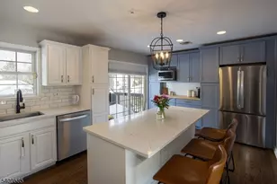 5 Shelley Ct, Sparta Township, NJ 07871 - Photo 4