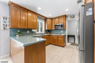 105 Stephen Way, Hillsborough Township, NJ 08844 - Photo 10