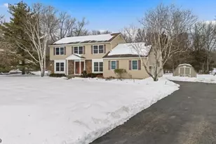 105 Stephen Way, Hillsborough Township, NJ 08844 - Photo 2