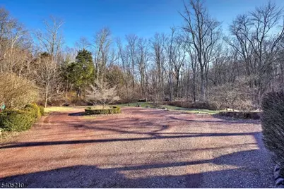 205 Long View Union Grove, Bedminster Township, NJ 07931 - Photo 26