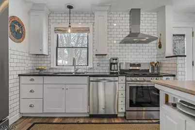 33 Warren Ct, South Orange, NJ 07079 - Photo 14