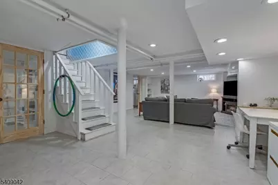 33 Warren Ct, South Orange, NJ 07079 - Photo 26