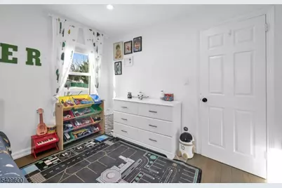 96 Orchard Dr, Clifton, NJ 07012 - Photo 16