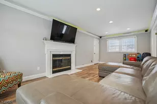 25 Nathan Way, Wayne, NJ 07470 - Photo 18