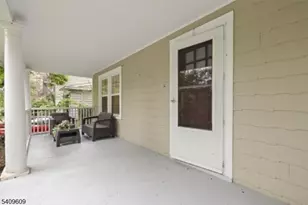 72 Meadowbrook Rd, Millburn, NJ 07078 - Photo 2