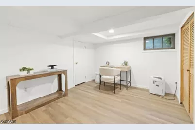 72 Meadowbrook Rd, Millburn, NJ 07078 - Photo 16