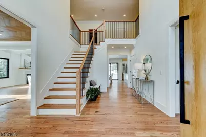 2087 Dogwood Dr, Scotch Plains Township, NJ 07076 - Photo 2