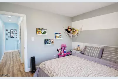 98 Weequahic Ave, Newark, NJ 07112 - Photo 10