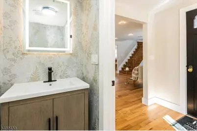 27 Oakridge Rd, West Orange Township, NJ 07052 - Photo 6