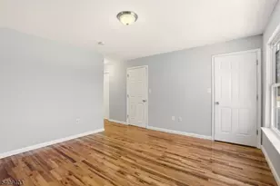 884 S 17th St, Newark, NJ 07108 - Photo 6