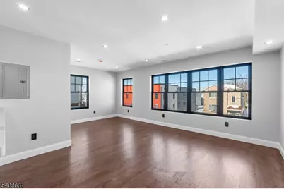 481 15th Ave #2, Newark, NJ 07103 - Photo 1