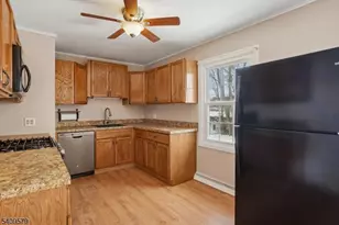 7 Maple Ave, Sussex, NJ 07461 - Photo 12