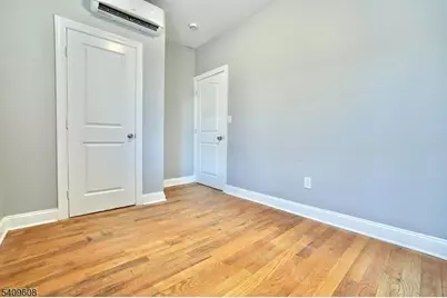 351 Mulberry St, Newark, NJ 07102 - Photo 12