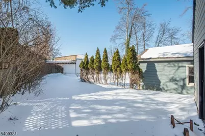 12 Ward Pl, Caldwell, NJ 07006 - Photo 20