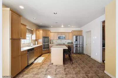 5 Upper Plateau Dr, Vernon Twp., NJ 07462 - Photo 8